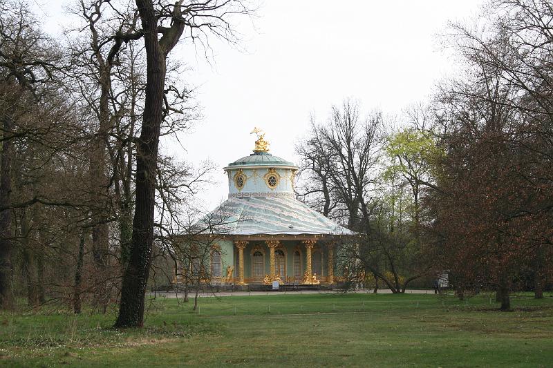 f - Postdam (56).JPG - Visite de Potsdam - le pavillon chinois